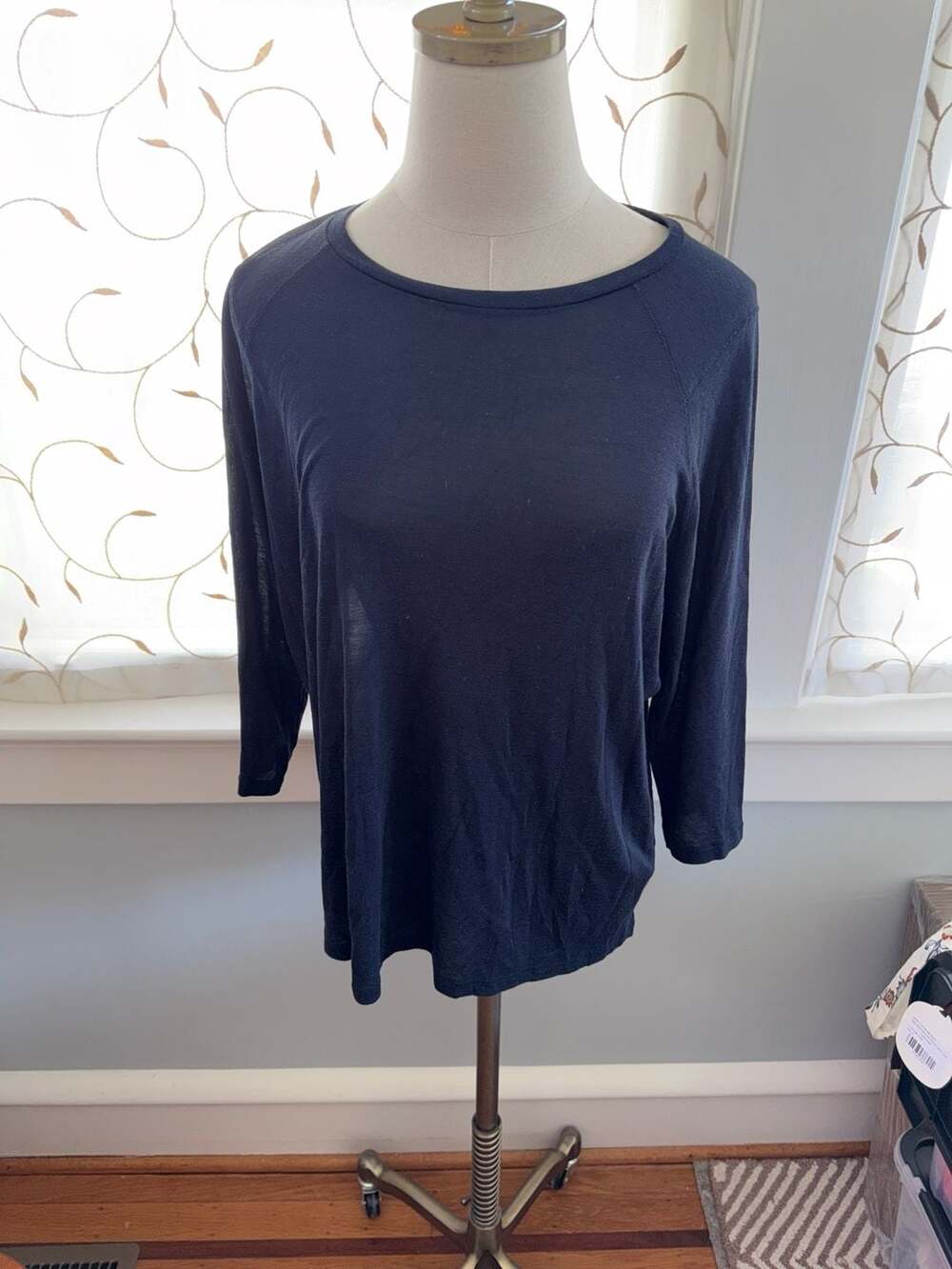 Vince Navy Blue 3/4 Raglan Sleeve Top Size M